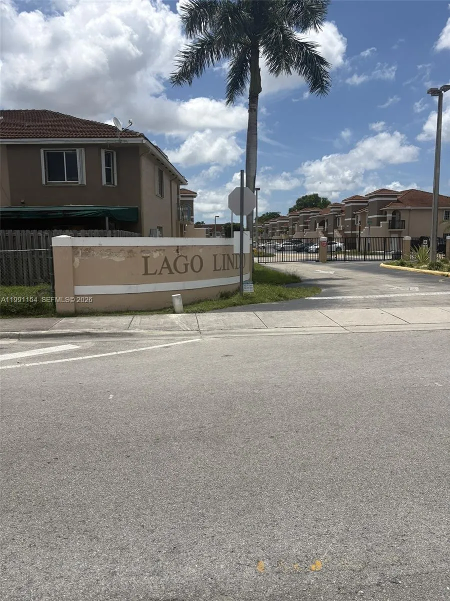 6425 SW 130th Pl #704 Miami, FL 33183