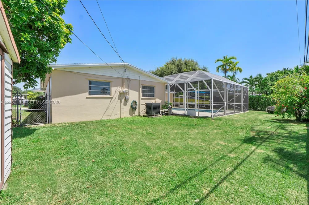 8740 SW 191st St Cutler Bay, FL 33157