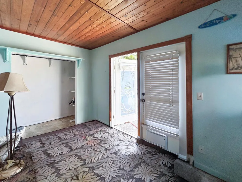 201 NW FLORESTA DRIVE Port St. Lucie, FL 34983