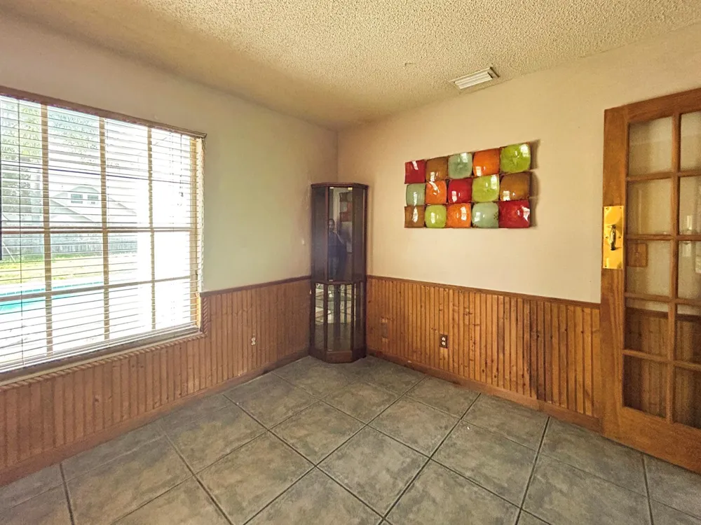 201 NW FLORESTA DRIVE Port St. Lucie, FL 34983