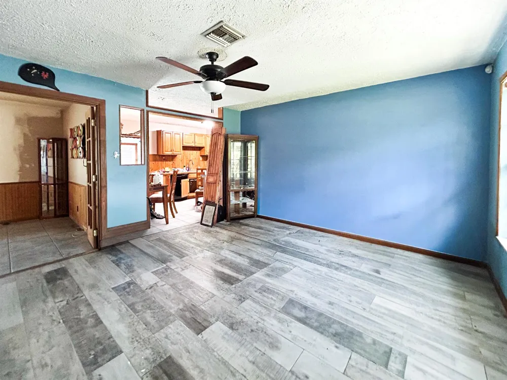 201 NW FLORESTA DRIVE Port St. Lucie, FL 34983