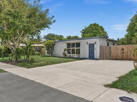 1580 NE 43RD COURT