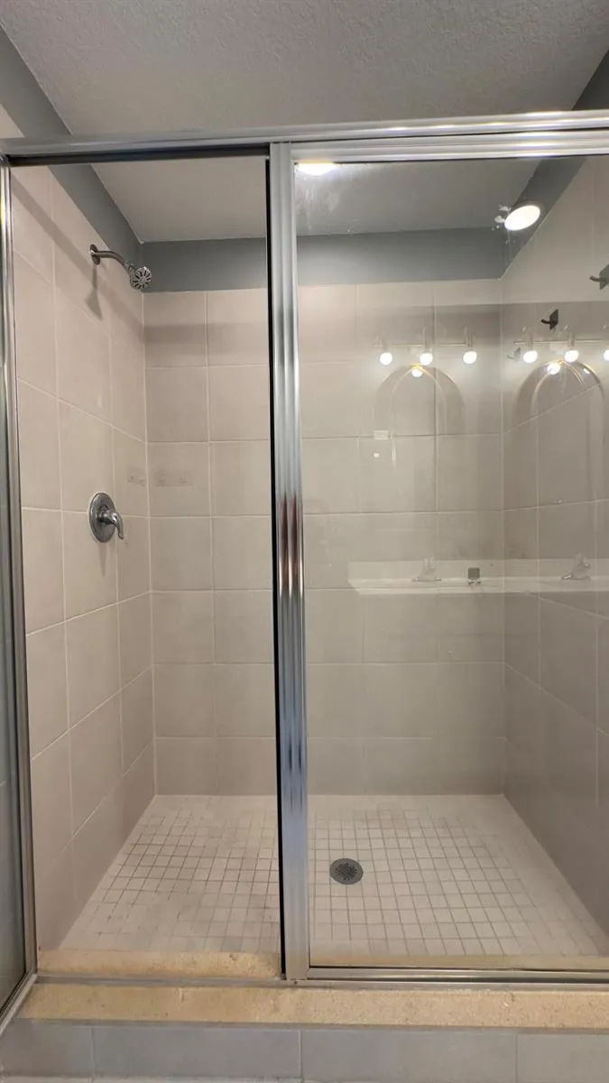 4230 NAPOLI LAKE DRIVE Riviera Beach, FL 33410