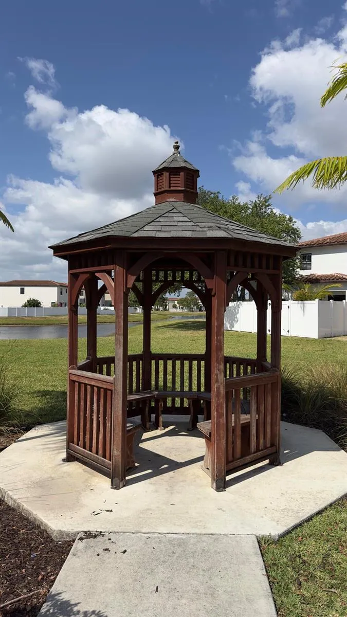 4230 NAPOLI LAKE DRIVE Riviera Beach, FL 33410