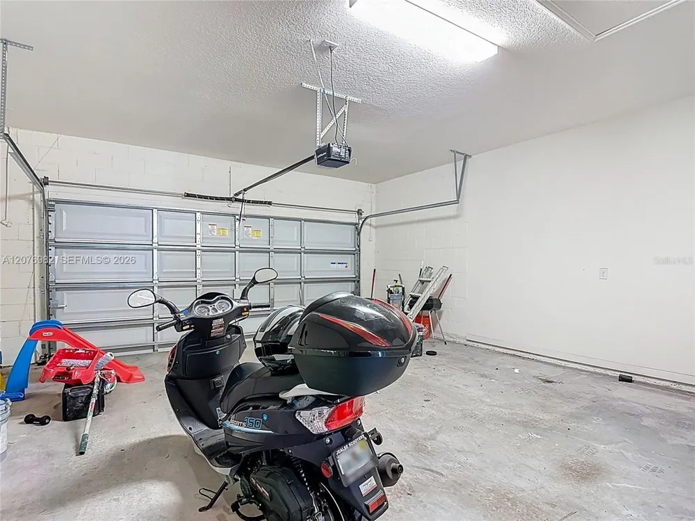 840 SYDNEY STREET Davenport, FL 33837