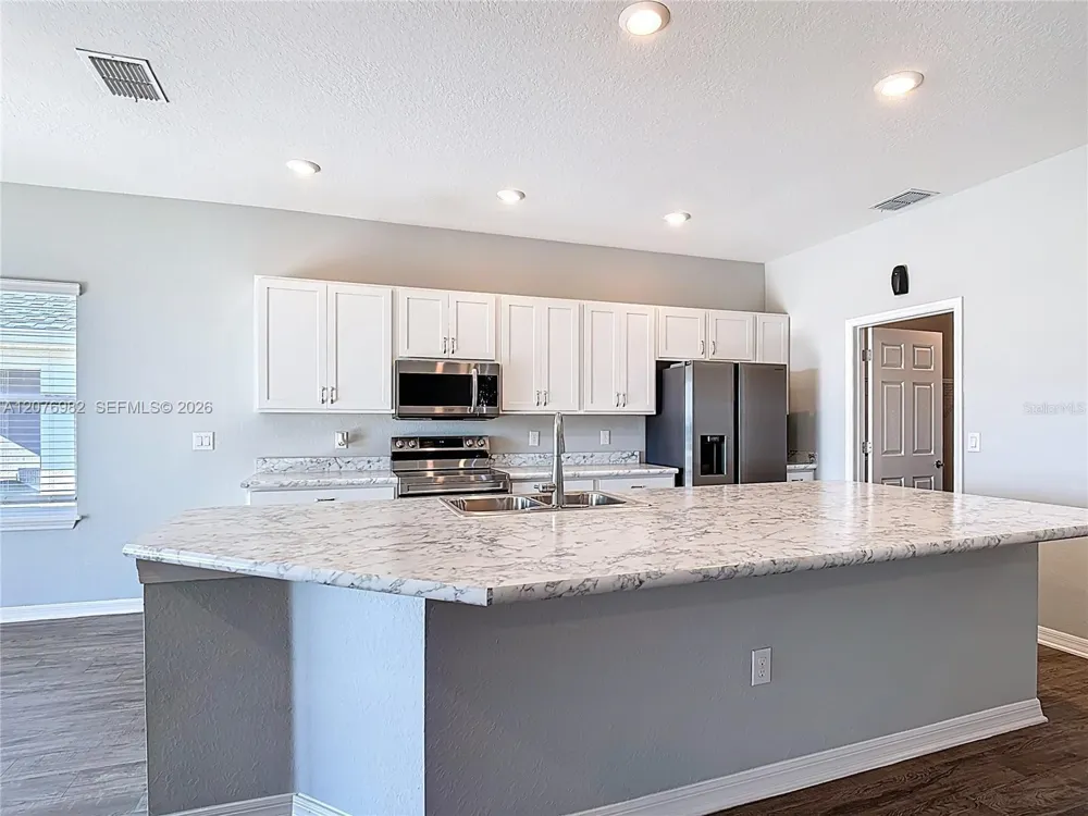 840 SYDNEY STREET Davenport, FL 33837