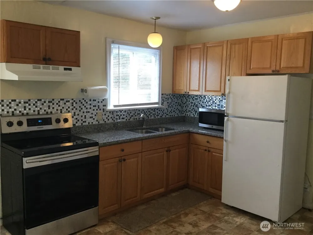 801 Pecks Drive #A Everett, WA 98203