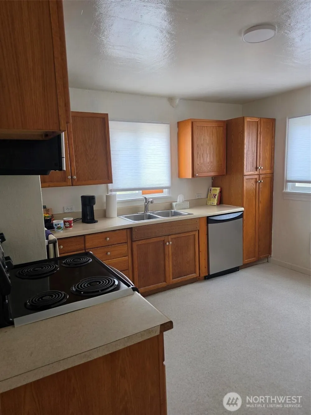 1720 Snyder Avenue Bremerton, WA 98312