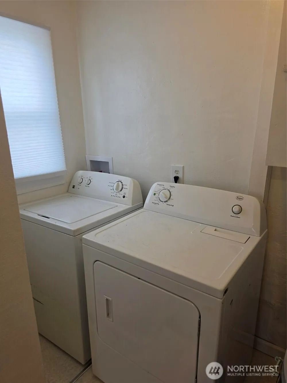 1720 Snyder Avenue Bremerton, WA 98312