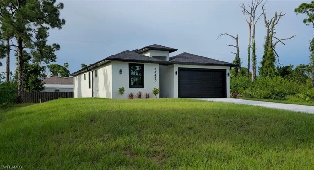 13480 Drysdale Avenue Port Charlotte, FL 33981