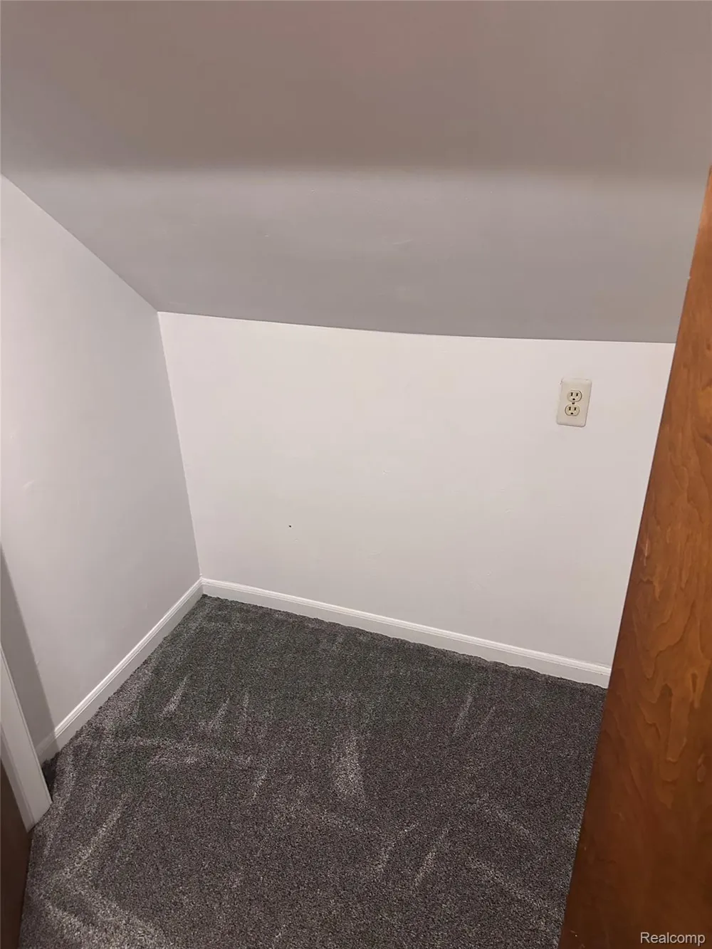 48481 Harbor Drive Chesterfield Township, MI 48047