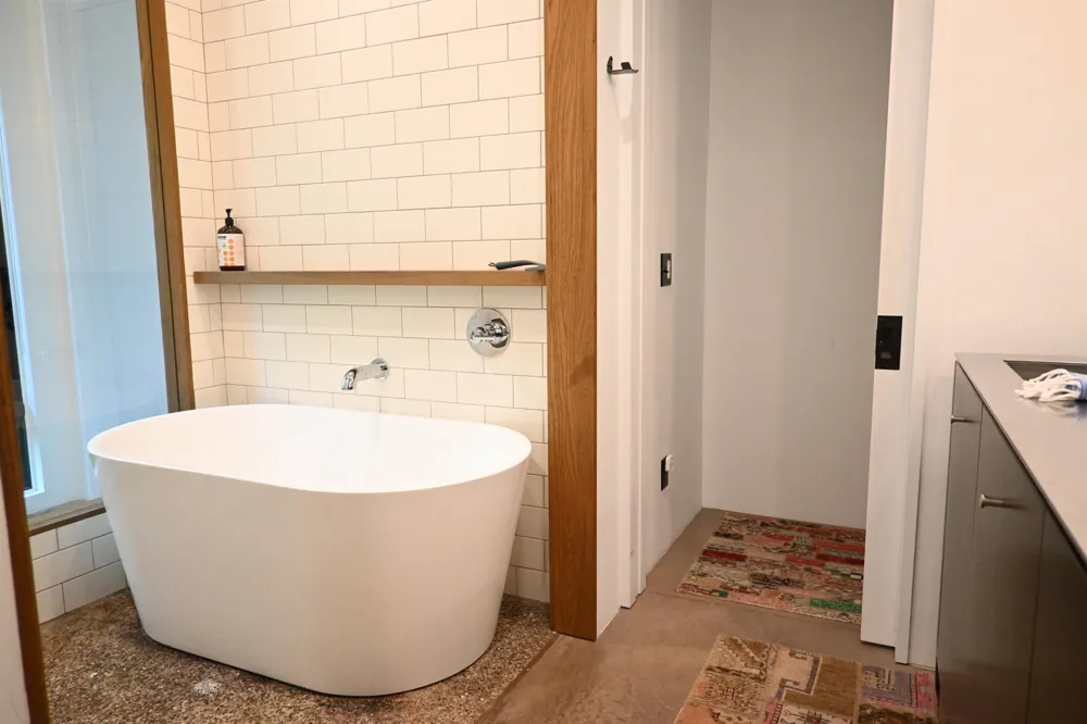 656 Thunder Road Leelanau Township, MI 49670