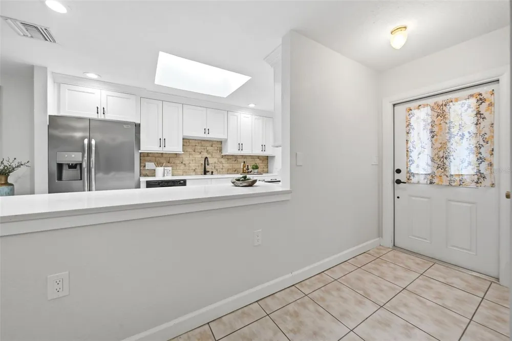 1540 E HORATIO AVENUE Maitland, FL 32751