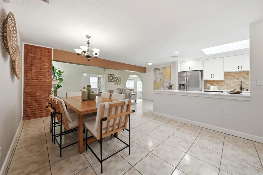 1540 E HORATIO AVENUE Maitland, FL 32751