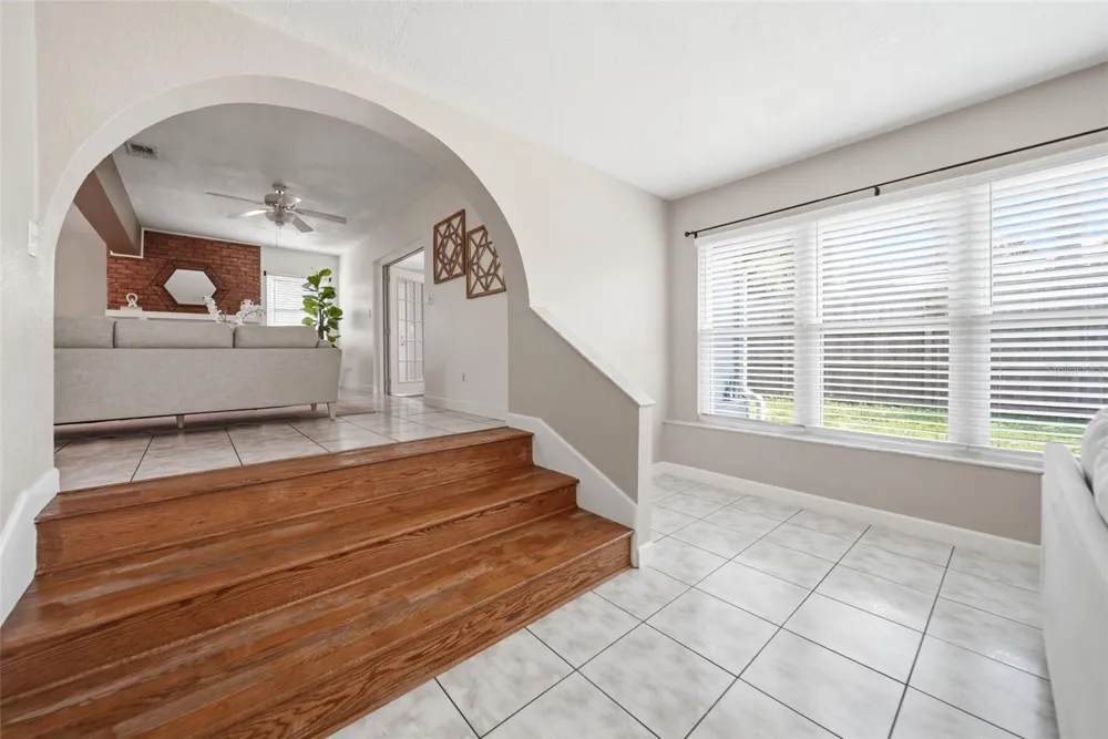 1540 E HORATIO AVENUE Maitland, FL 32751