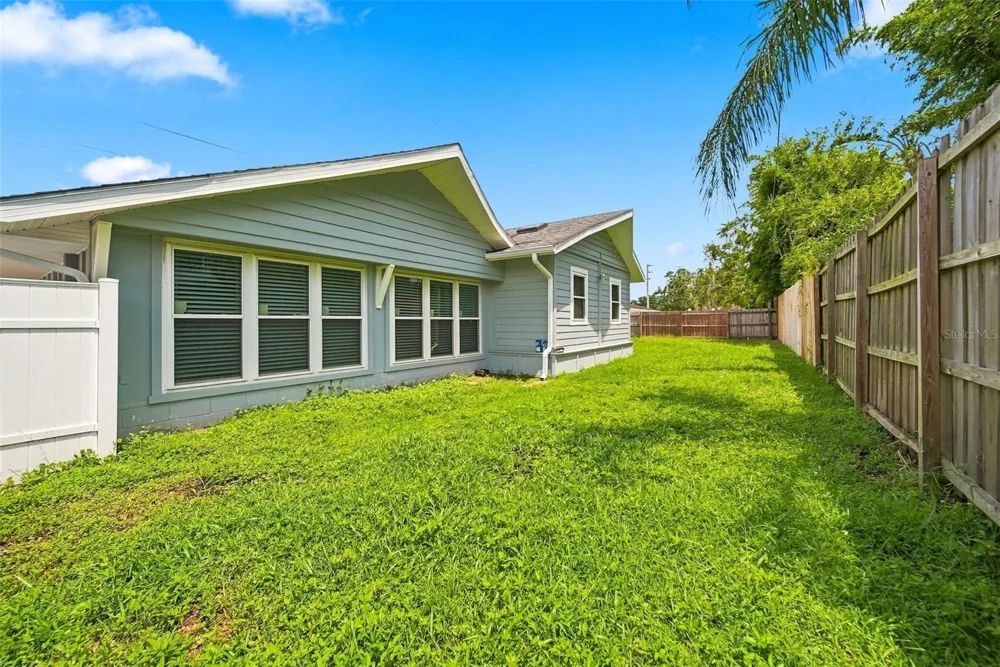 1540 E HORATIO AVENUE Maitland, FL 32751