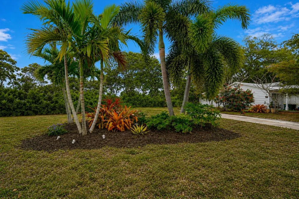 463 ACACIA DRIVE Sarasota, FL 34234