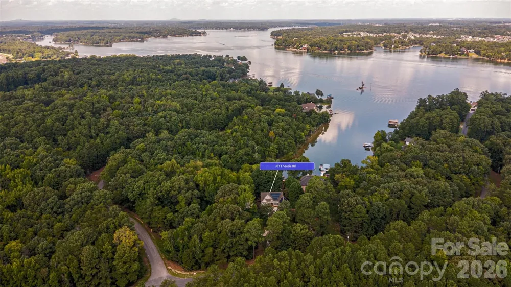 3911 Acacia Road York, SC 29745