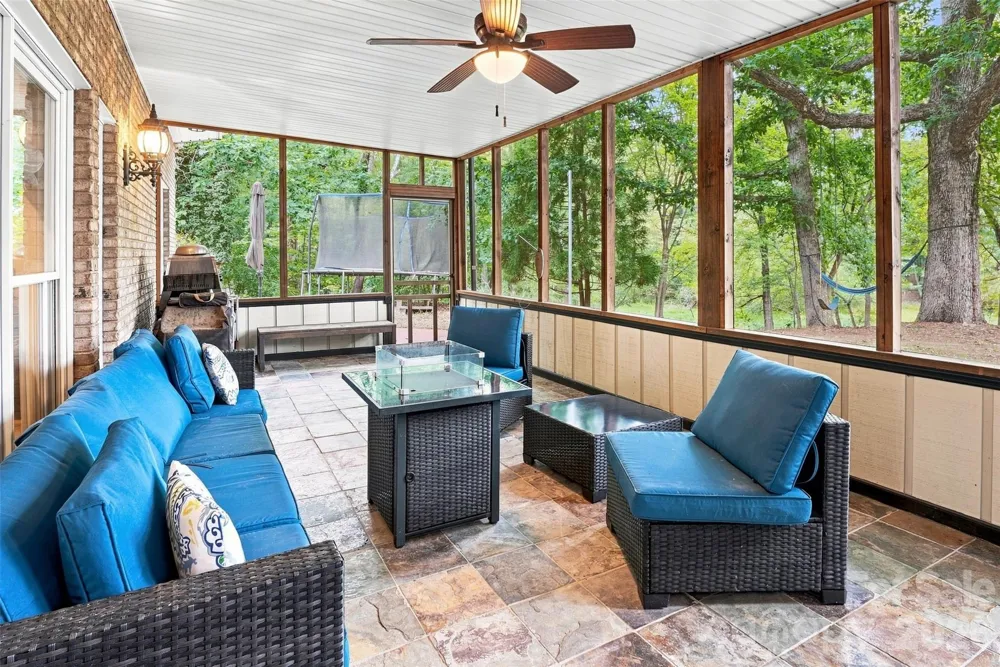 3911 Acacia Road York, SC 29745