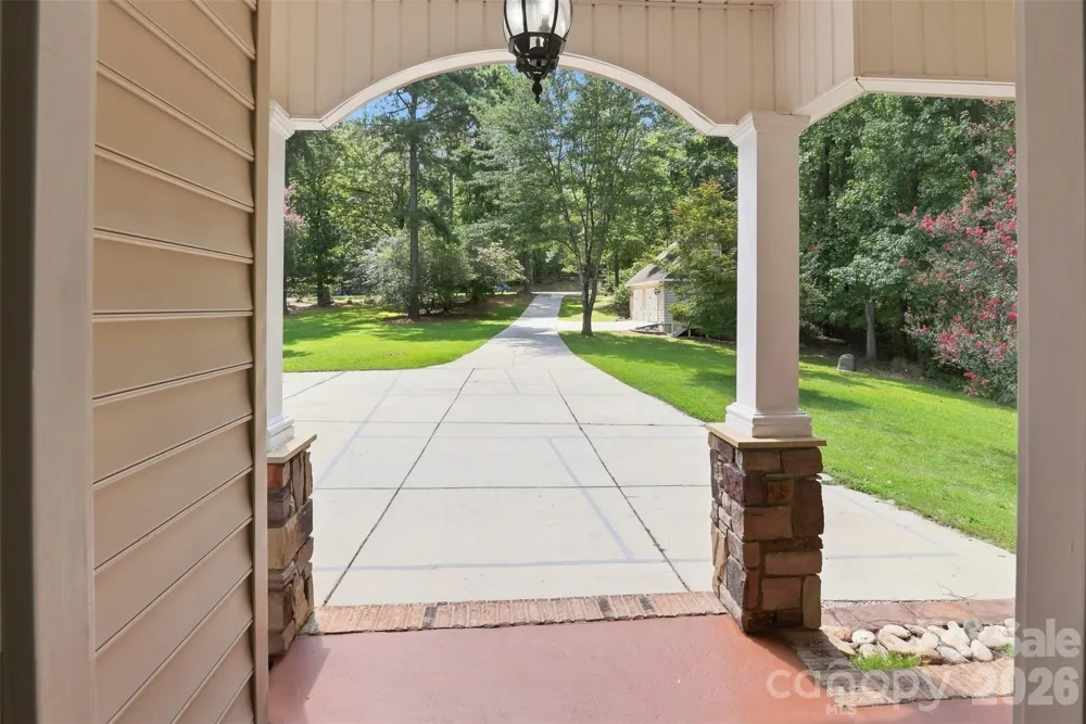 3911 Acacia Road York, SC 29745