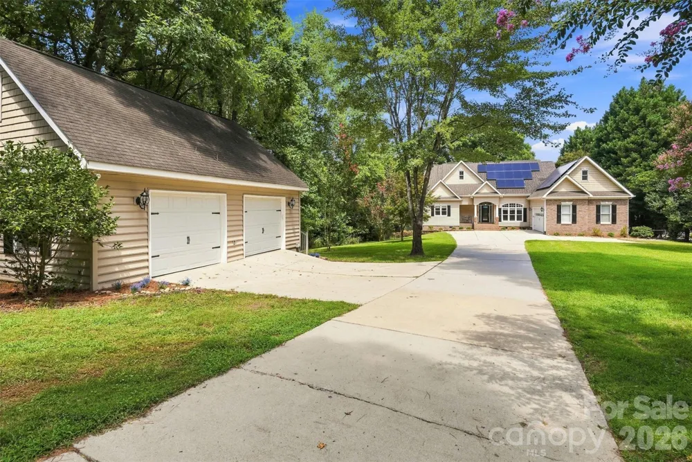 3911 Acacia Road York, SC 29745