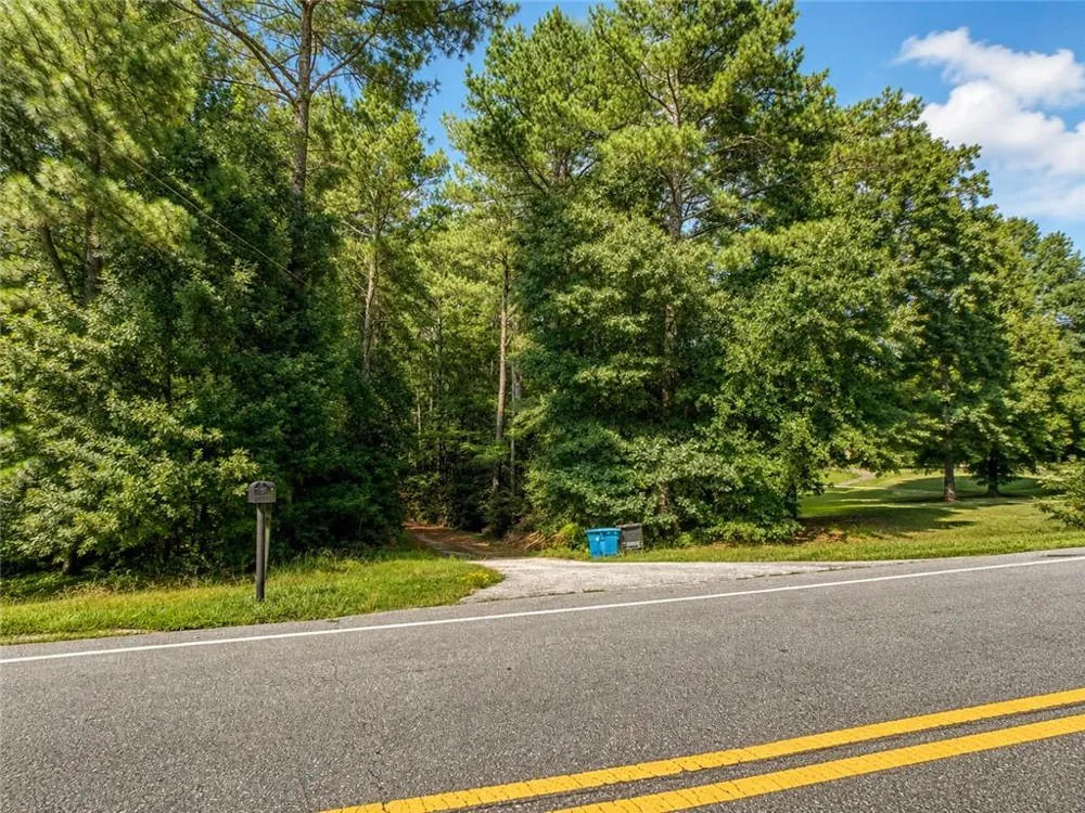2008 Brooks Road Dacula, GA 30019
