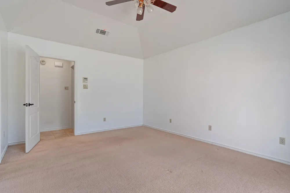 3016 County Road 4405 Commerce, TX 75428
