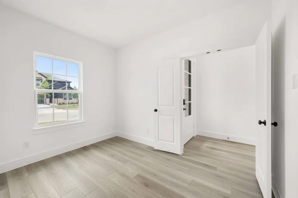 304 Sequoia Lane Denton, TX 76210