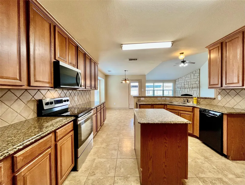 1005 Tallahassee Drive Denton, TX 76208