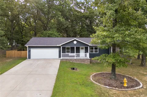 6071 Oak Leaf Drive