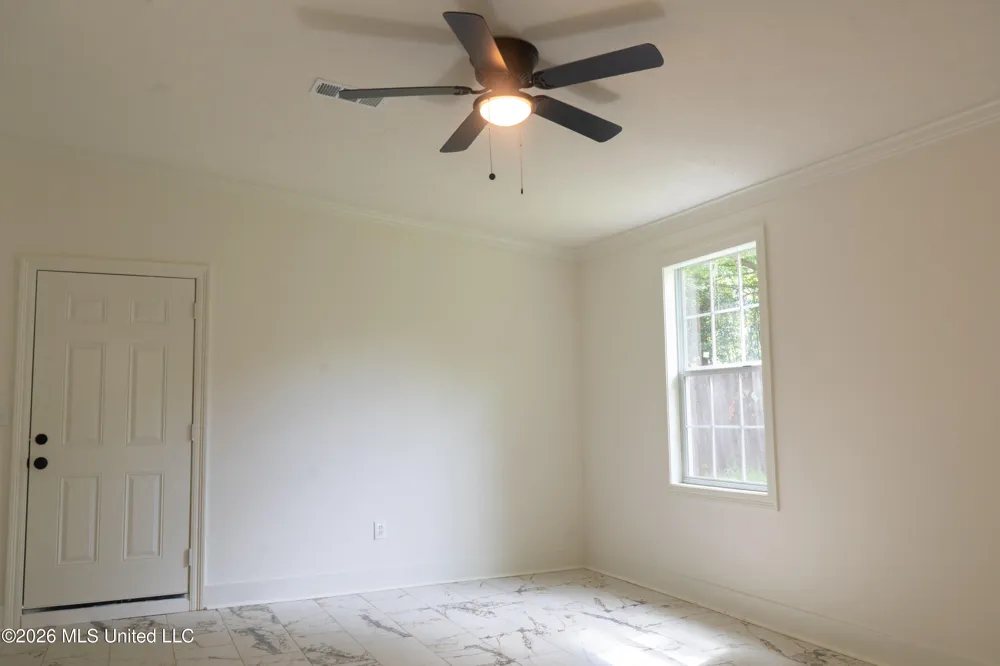 352 Beverly Circle Crystal Springs, MS 39059