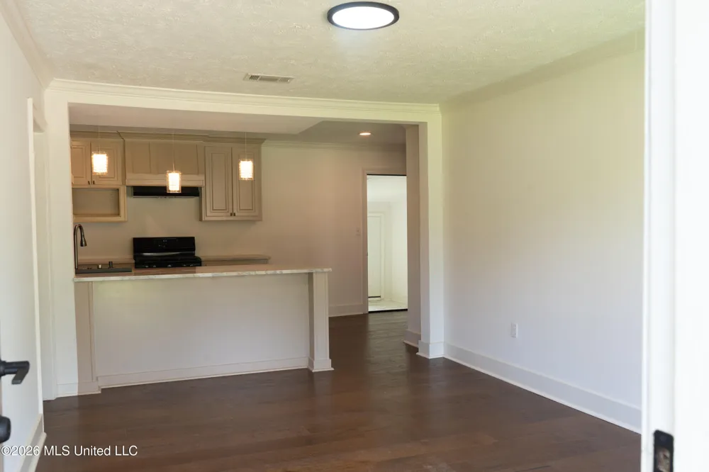 352 Beverly Circle Crystal Springs, MS 39059