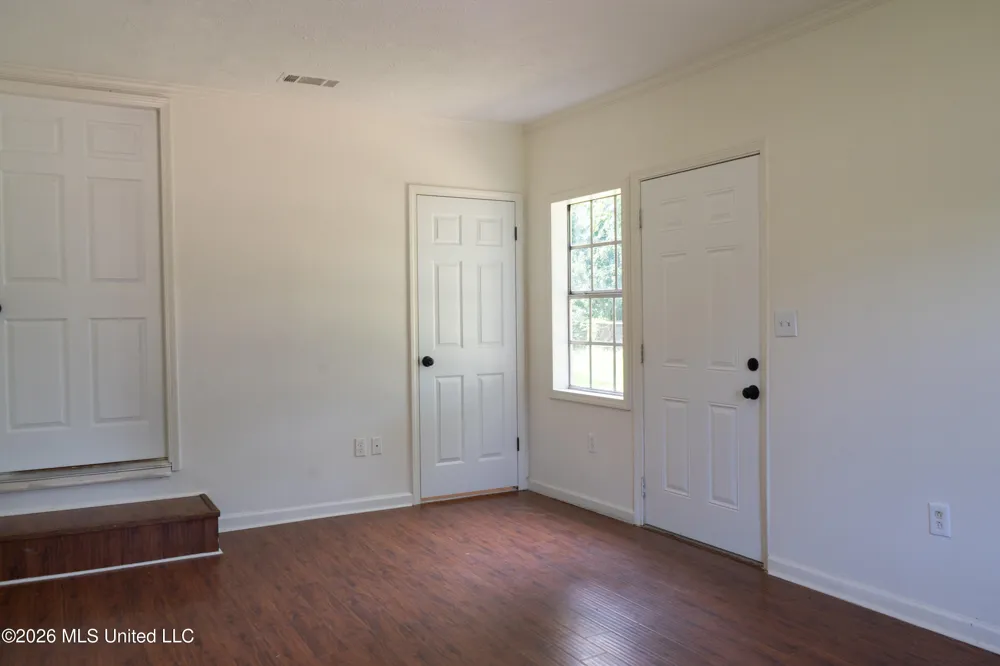 352 Beverly Circle Crystal Springs, MS 39059
