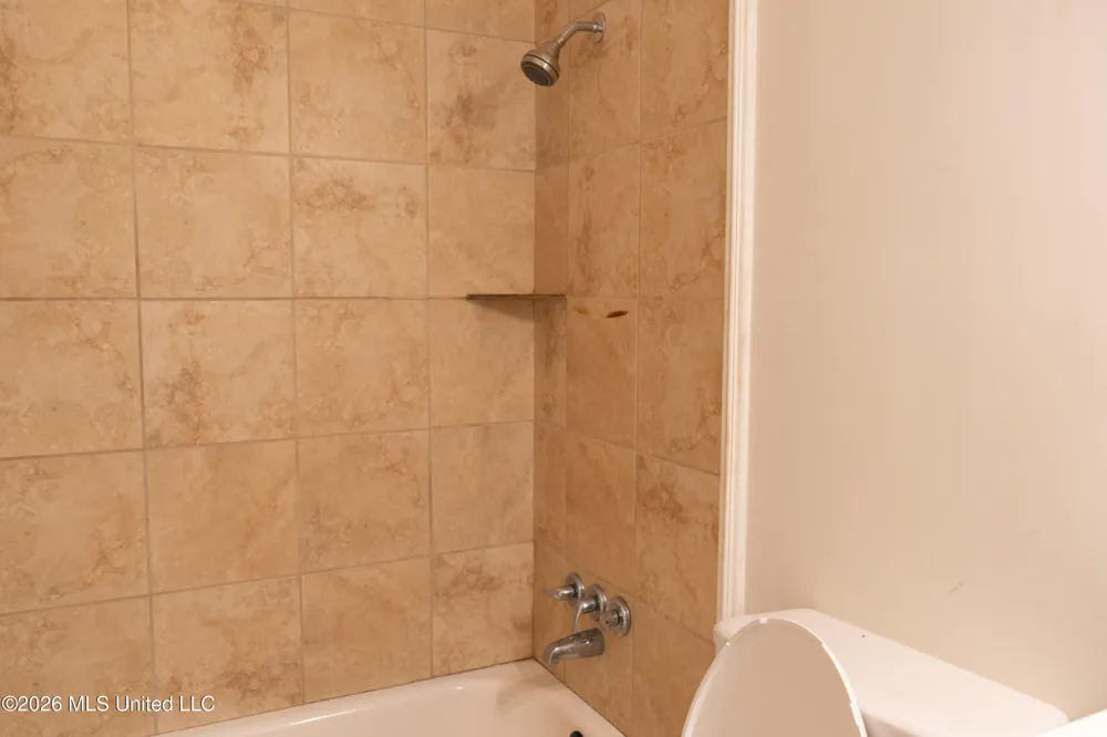 352 Beverly Circle Crystal Springs, MS 39059