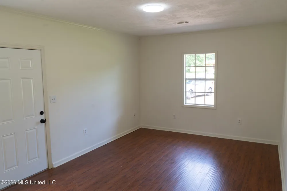 352 Beverly Circle Crystal Springs, MS 39059