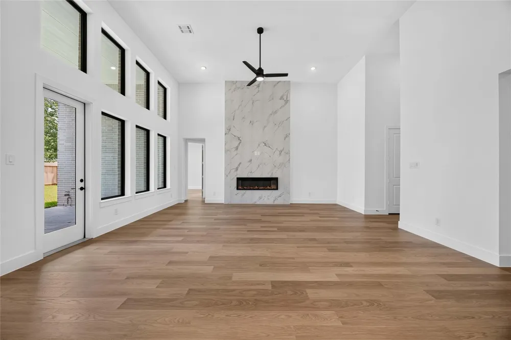 2505 Barton Creek Trail Dr Friendswood, TX 77546