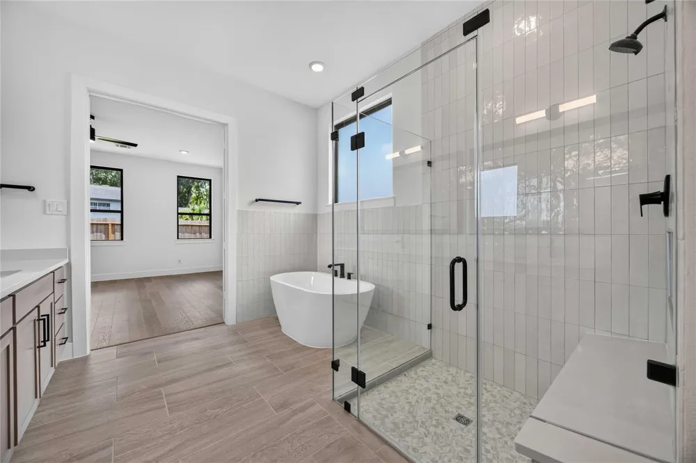 2505 Barton Creek Trail Dr Friendswood, TX 77546