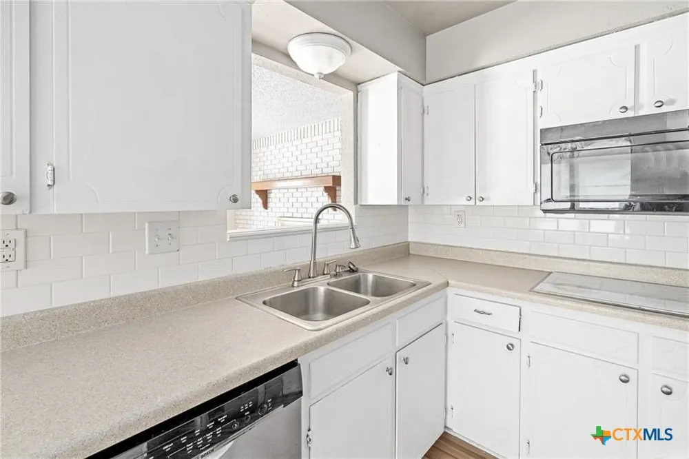 519 Myra Lou Avenue Copperas Cove, TX 76522