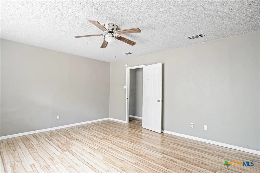 519 Myra Lou Avenue Copperas Cove, TX 76522