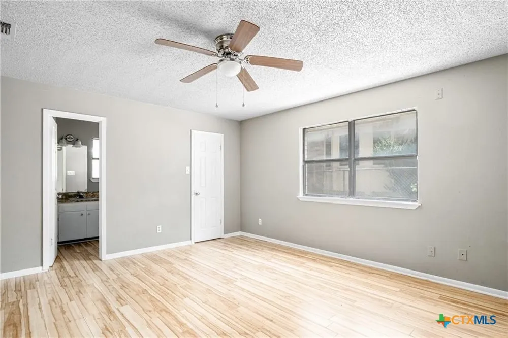 519 Myra Lou Avenue Copperas Cove, TX 76522