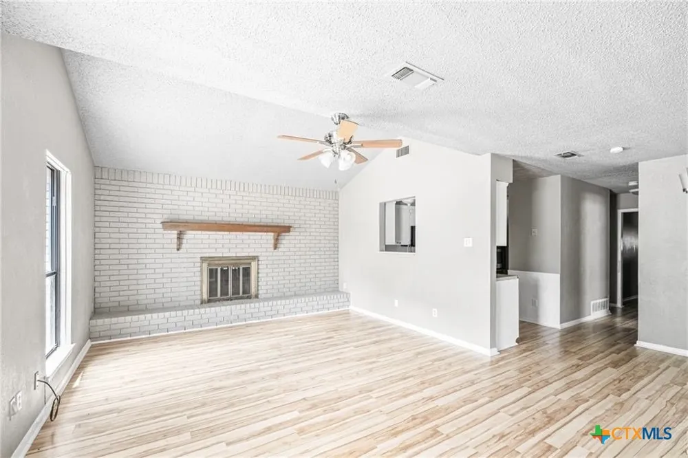 519 Myra Lou Avenue Copperas Cove, TX 76522