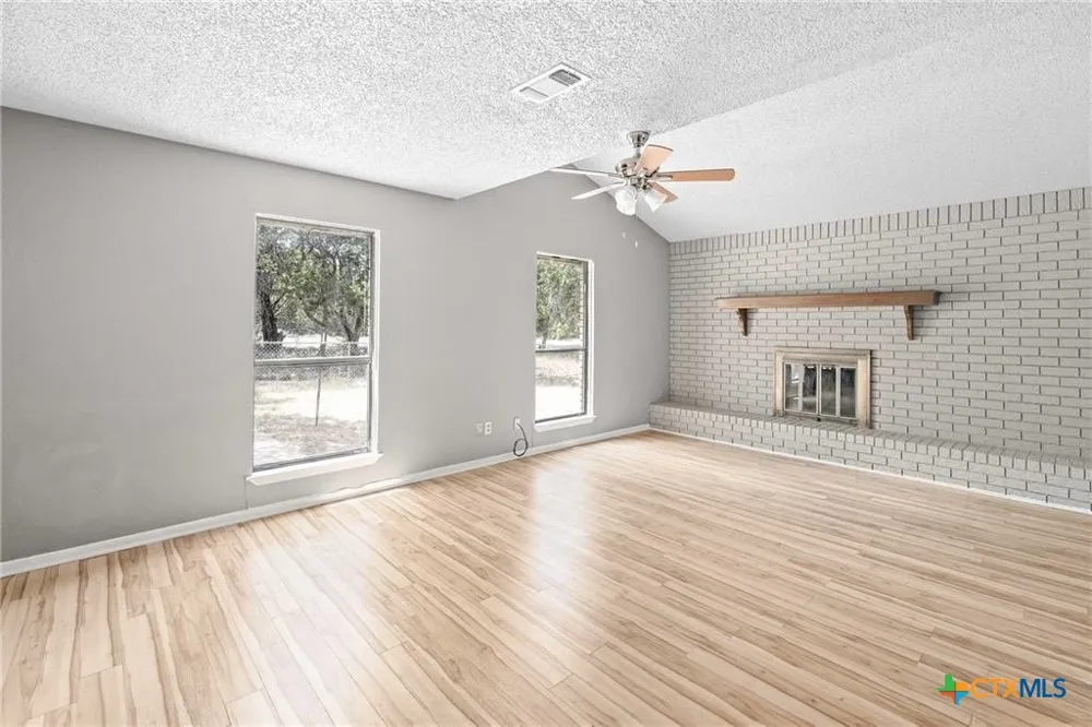 519 Myra Lou Avenue Copperas Cove, TX 76522