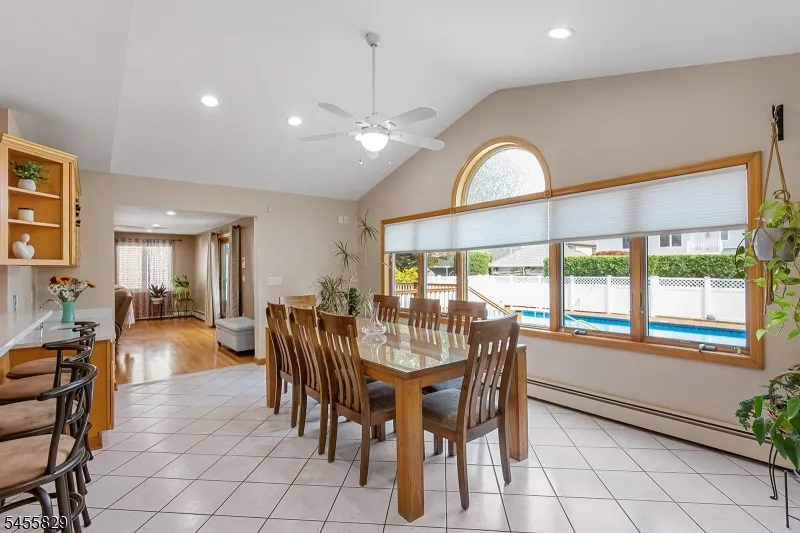 26 Mount Cedar Ave Wallington, NJ 07057