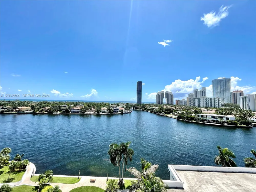 19707 Turnberry Way #10E Aventura, FL 33180