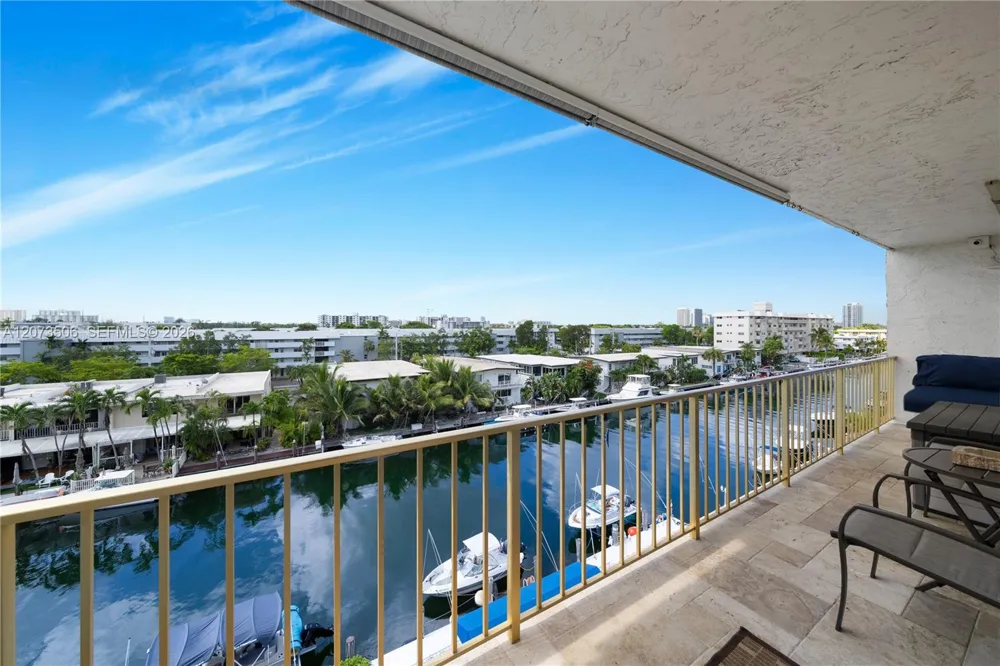 3770 NE 171st St #504 North Miami Beach, FL 33160