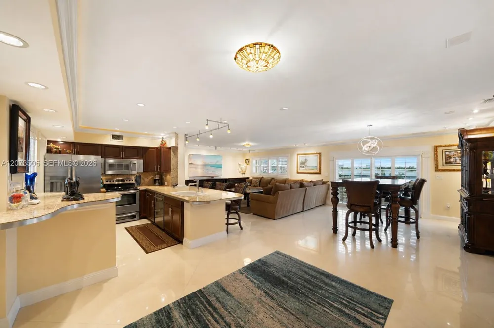 3770 NE 171st St #504 North Miami Beach, FL 33160