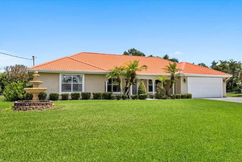 1819 SE ELROSE STREET Port St. Lucie, FL 34952