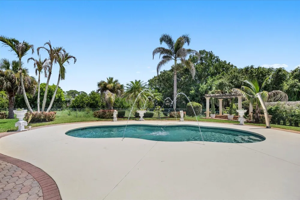 1819 SE ELROSE STREET Port St. Lucie, FL 34952