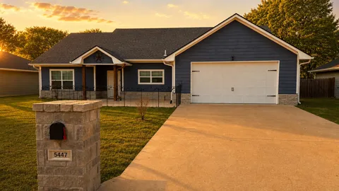 5447 Roadrunner Drive