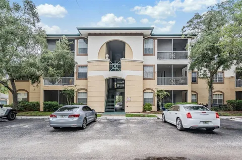 17101 CARRINGTON PARK DRIVE #421